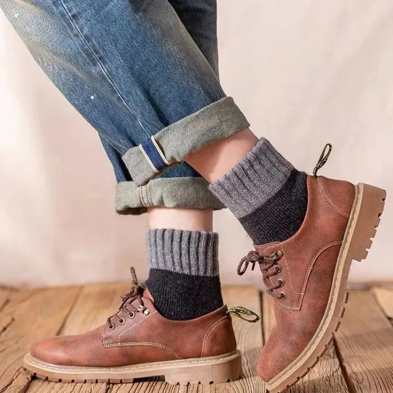 ❄️🧦🔥Unisex Winter Thermische Warme Dicke Synthetische Wolle Socken