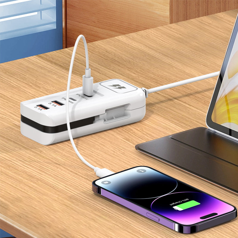Multifunktionale Schnellladesteckdose für schnelle Aufladung mit 2PD und 2USB
