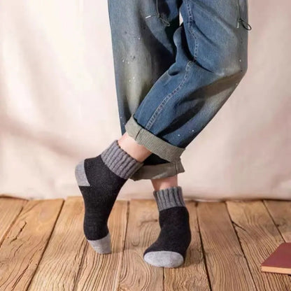 ❄️🧦🔥Unisex Winter Thermische Warme Dicke Synthetische Wolle Socken