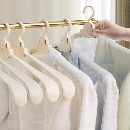 2025 Neues Produkt❤️Faltbarer Reise-Kleiderbügel aus Kunststoff🌷Hinterlassen Sie keine Spuren
