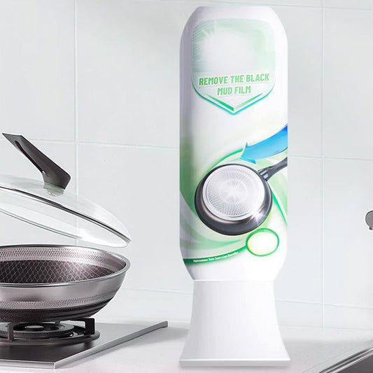 Schwarzer Schlammfilm auf Topfböden, schwarzer Schlammfilm zur Reinigung von Topfböden im Haushalt, Schlammfilm zur Entfernung von schwarzem Kalk in der Küche