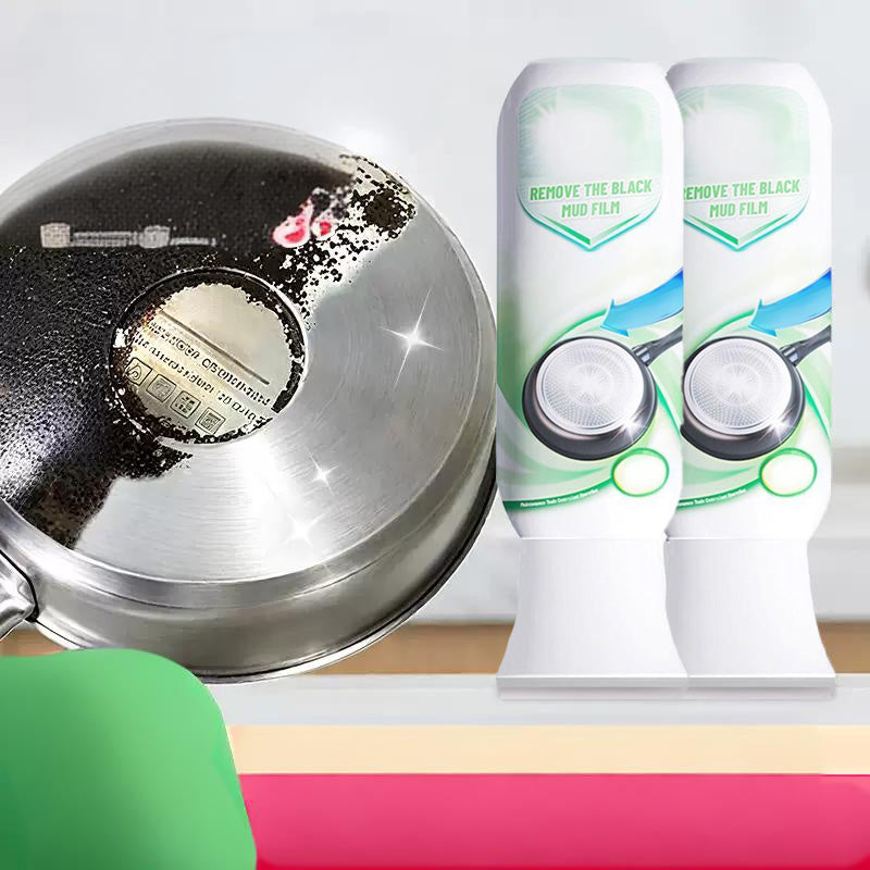 Schwarzer Schlammfilm auf Topfböden, schwarzer Schlammfilm zur Reinigung von Topfböden im Haushalt, Schlammfilm zur Entfernung von schwarzem Kalk in der Küche
