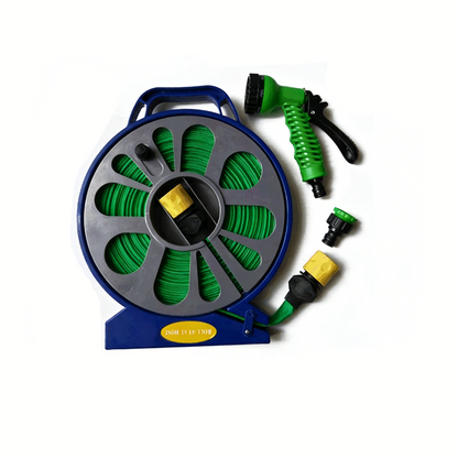 Retractable Garden Hose Reel with Spray Nozzle